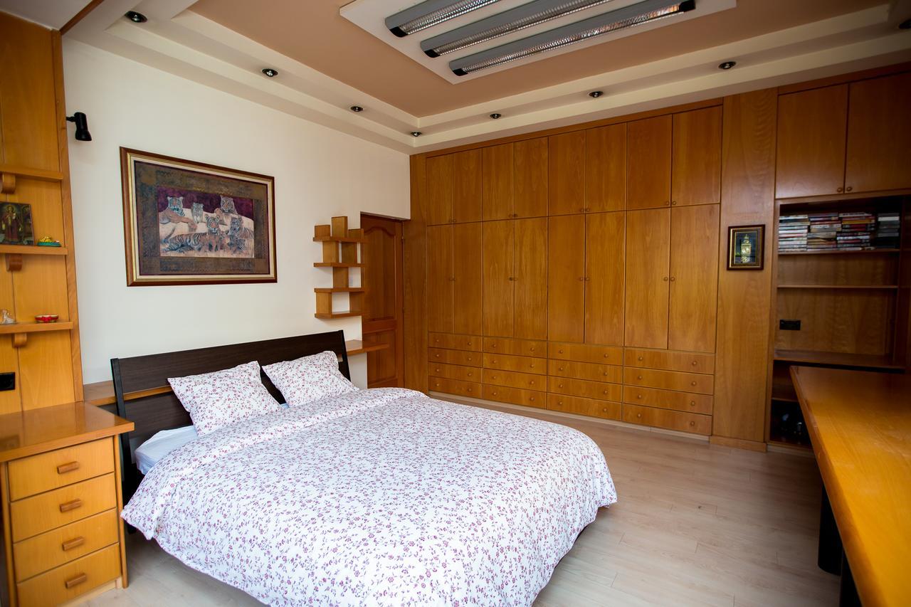 Laila'S Promenade Villa Larnaca Exterior photo